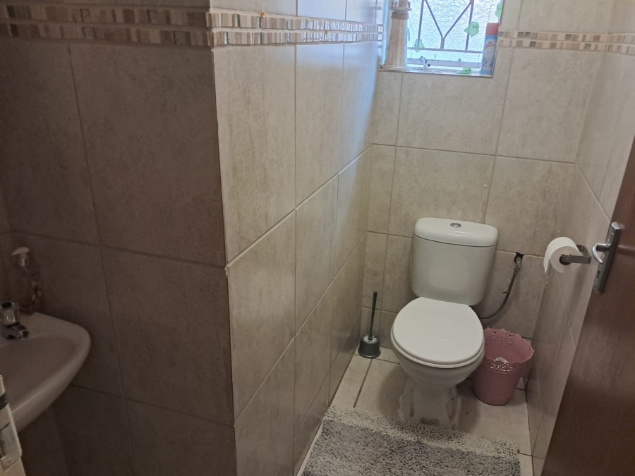 3 Bedroom Property for Sale in Rustenburg Central North West